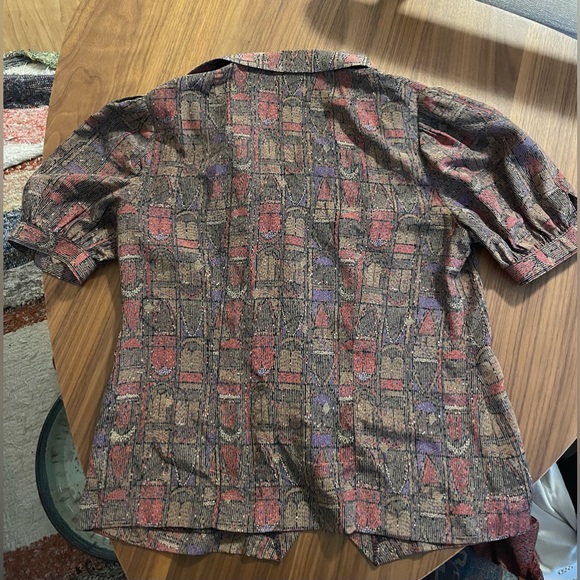 Patterned Blouse with Buttons - Picture 2 of 2